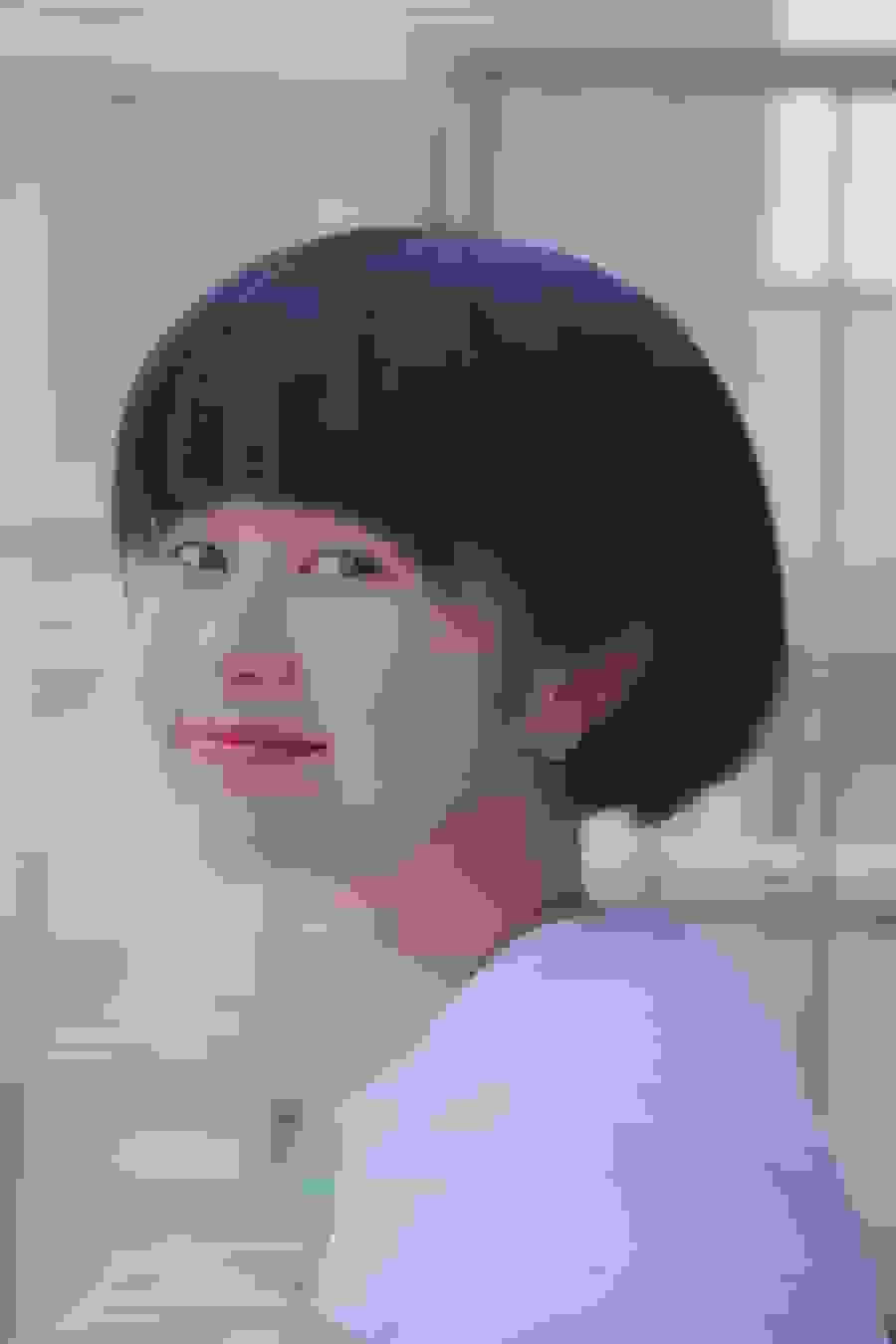 Violet He